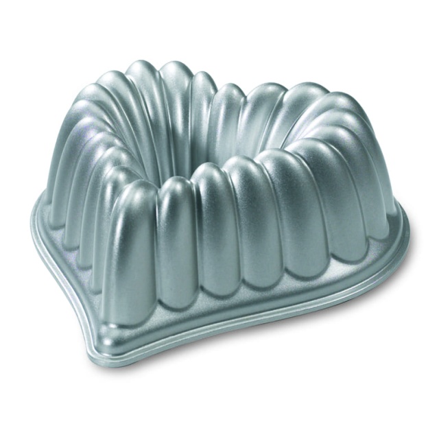 Bakeform Elegant Heart Bundt - Nordic Ware