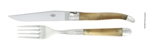 Kniv og gaffel, skaft i lyst horn, polert, Tradition - Forge de Laguiole