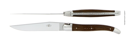 To kniver, skaft av forsteinet eik, polert, Tradition - Forge de Laguiole