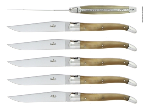 Seks kniver, lyst hornskaft, polert, Tradition - Forge de Laguiole