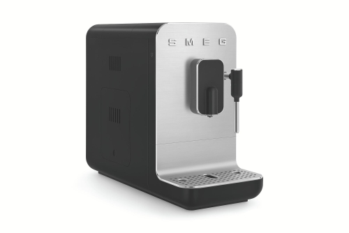 Helautomatisk espressomaskin med dampinnsats, Svart - Smeg