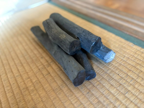 Trekull, Kishu-Binchotan av eik fra Ubamegashi, ca. 1 kg - Kisyu Sumikobo