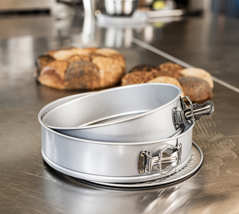 Springform Ø 18 cm, non-stick - Exxent Springform Ø 18 cm, non-stick - Exxent