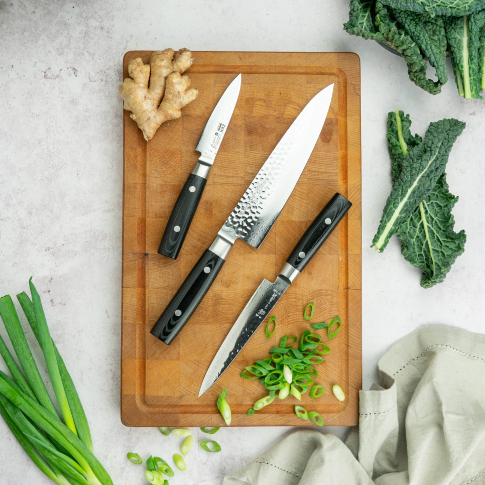 Knivsett 3 deler kokkekniv 20 cm + universalkniv 15 cm + skrællekniv 10 cm, Zen - Yaxell Knivsett 3 deler kokkekniv 20 cm + universalkniv 15 cm + skrællekniv 10 cm, Zen - Yaxell