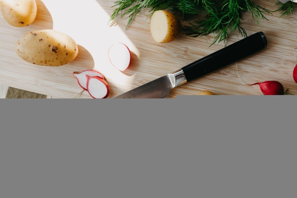 Liten kniv 12cm - Karimatto Liten kniv 12cm - Karimatto