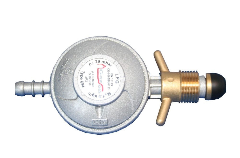 Regulator 30 mbar for svensk gassflaske P i gruppen Grill, Komfyrer & Ovner / Grill / Gassgrill hos The Kitchen Lab (1115-20092)