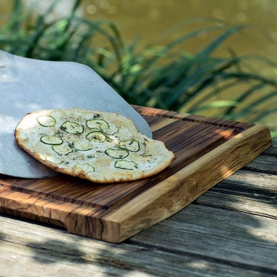 Pizzaspade i aluminium fra Big Green Egg