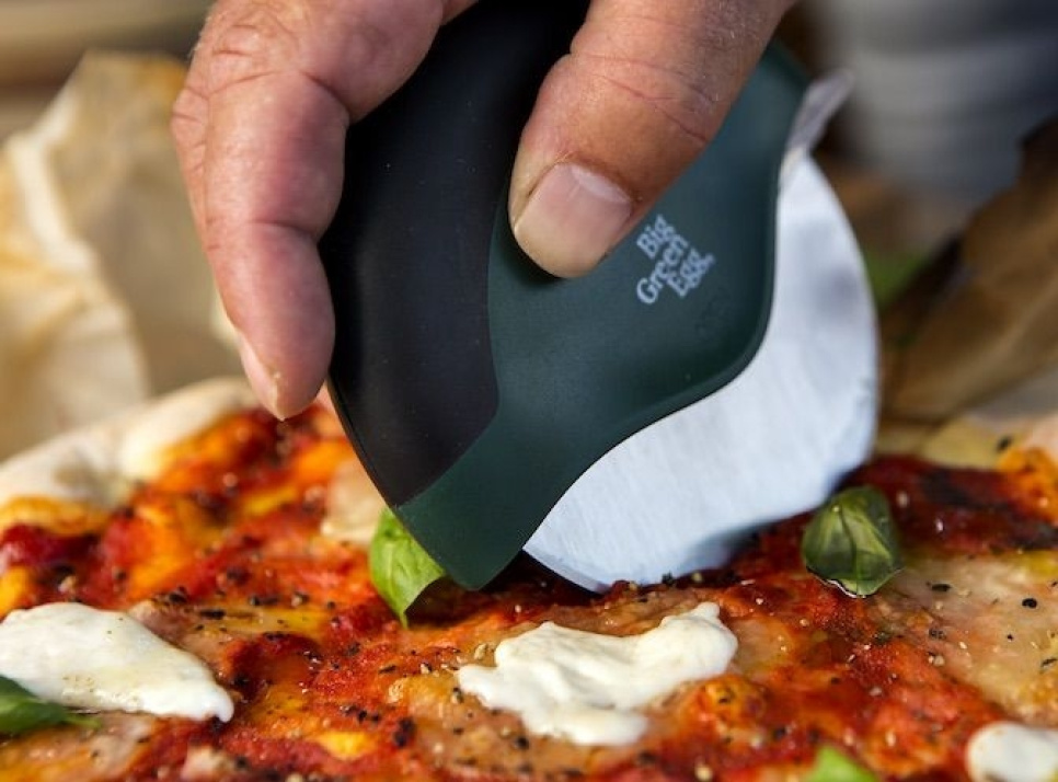 Compact Pizza Cutter - Big Green Egg
