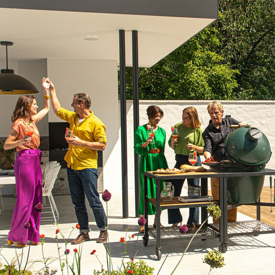 Big Green Egg Stort startsett med modular nett (ramme) Big Green Egg Stort startsett med modular nett (ramme)