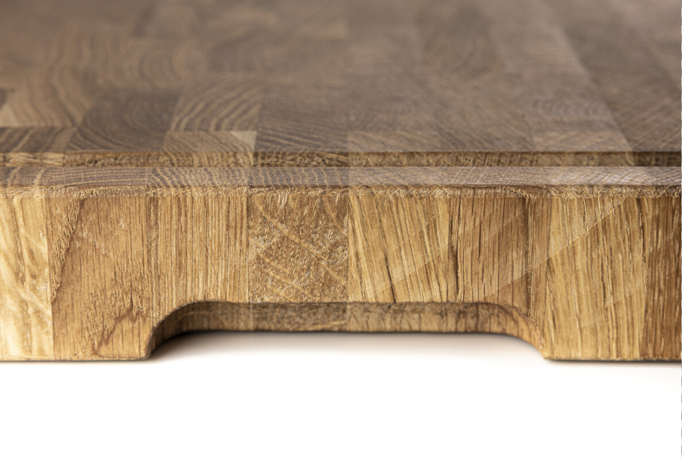 Skjærebrett/slakteblokk i eik med endekorn - Holy Smoke BBQ