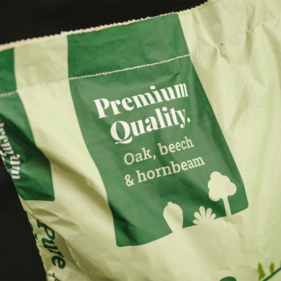 Pure Charcoal, 9 kg - Big Green Egg