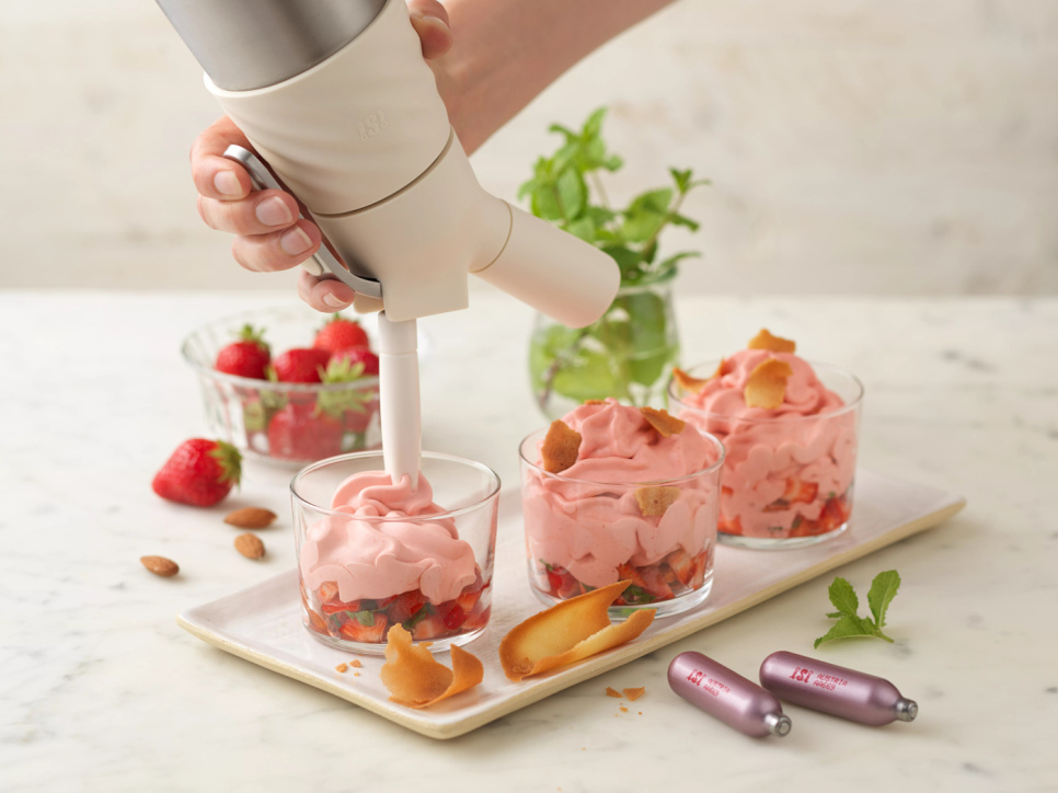 Sifongflaske, Creative Whip, 0,5L, Ivory White - iSi Sifongflaske, Creative Whip, 0,5L, Ivory White - iSi