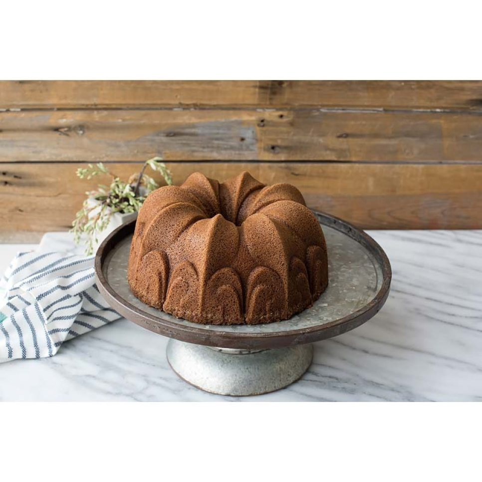 Bakeform Fleur De Lis Bundt Pan - Nordic Ware Bakeform Fleur De Lis Bundt Pan - Nordic Ware