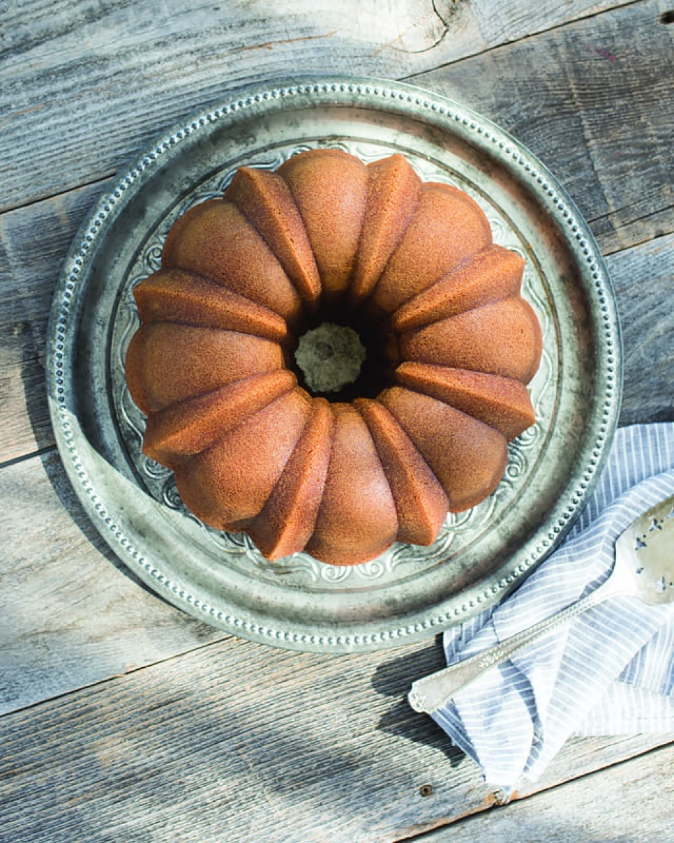 Bakeform Anniversary Bundt Pan - Nordic Ware
