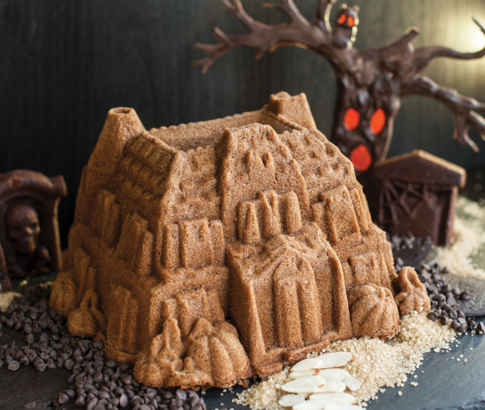 Bakeform, Haunted Manor Pan - Nordic Ware