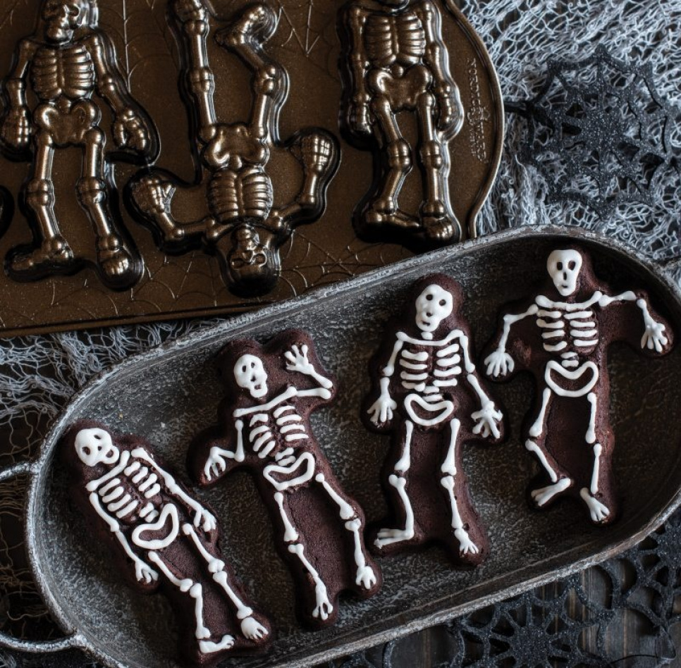 Bakeform, Spooky Skeleton Cakelet Pan - Nordic Ware