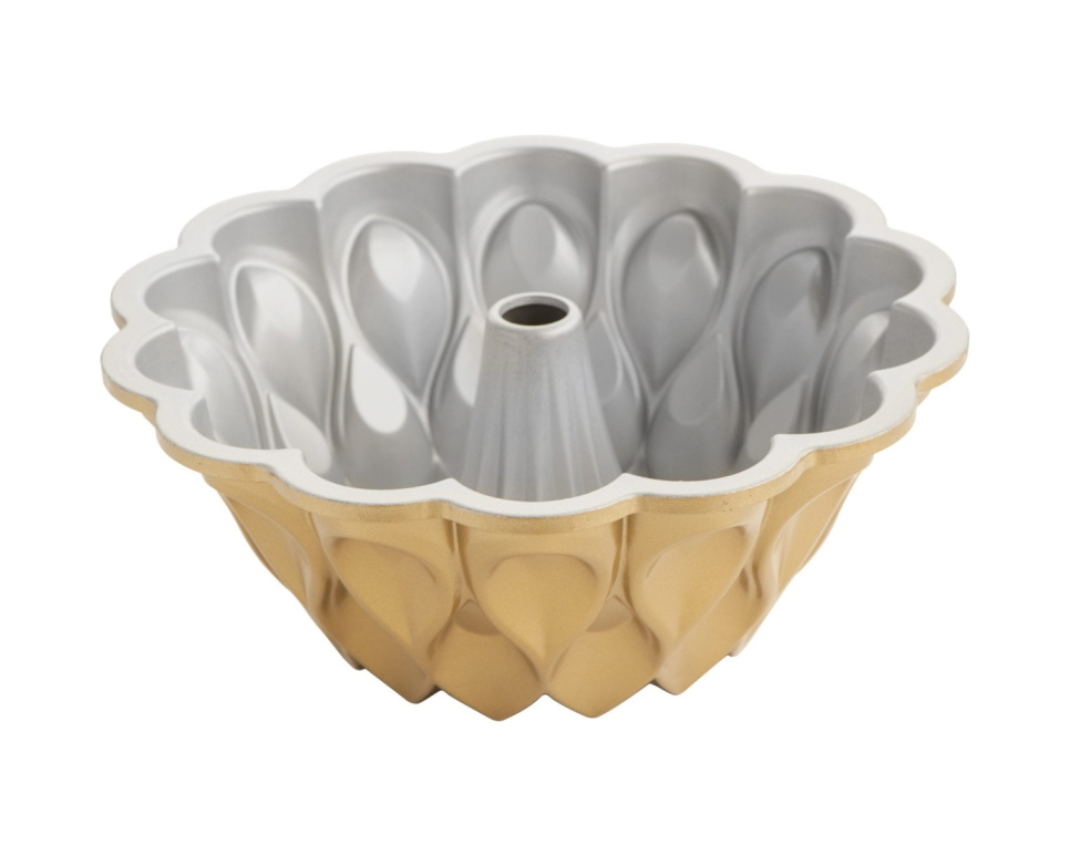 Crown Bundt Pan - Nordic Ware