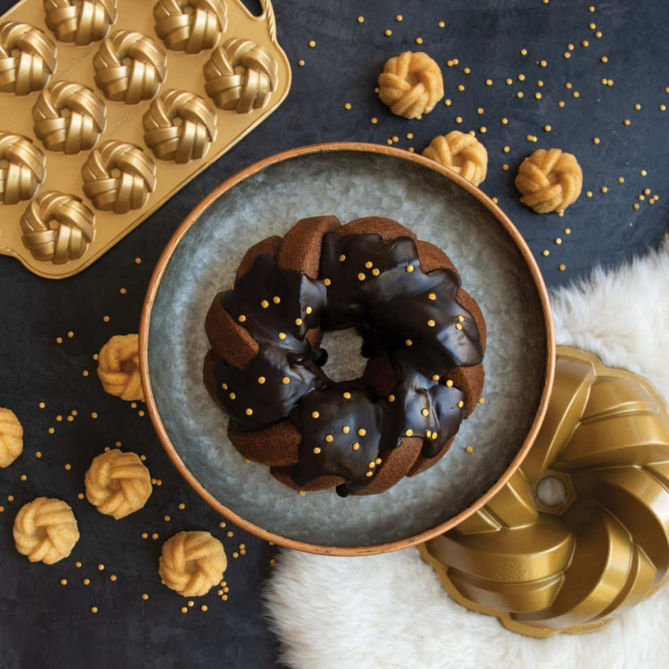 Bakeform, Braided Mini Bundt, Special Edition - Nordic Ware
