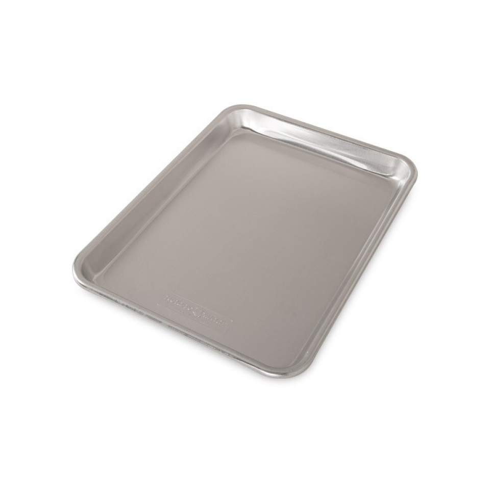 Bakeplate i aluminium, kvartark, naturals - Nordic Ware i gruppen Matlaging / Former og Kantiner / Blikk og plater hos The Kitchen Lab (1422-27578)