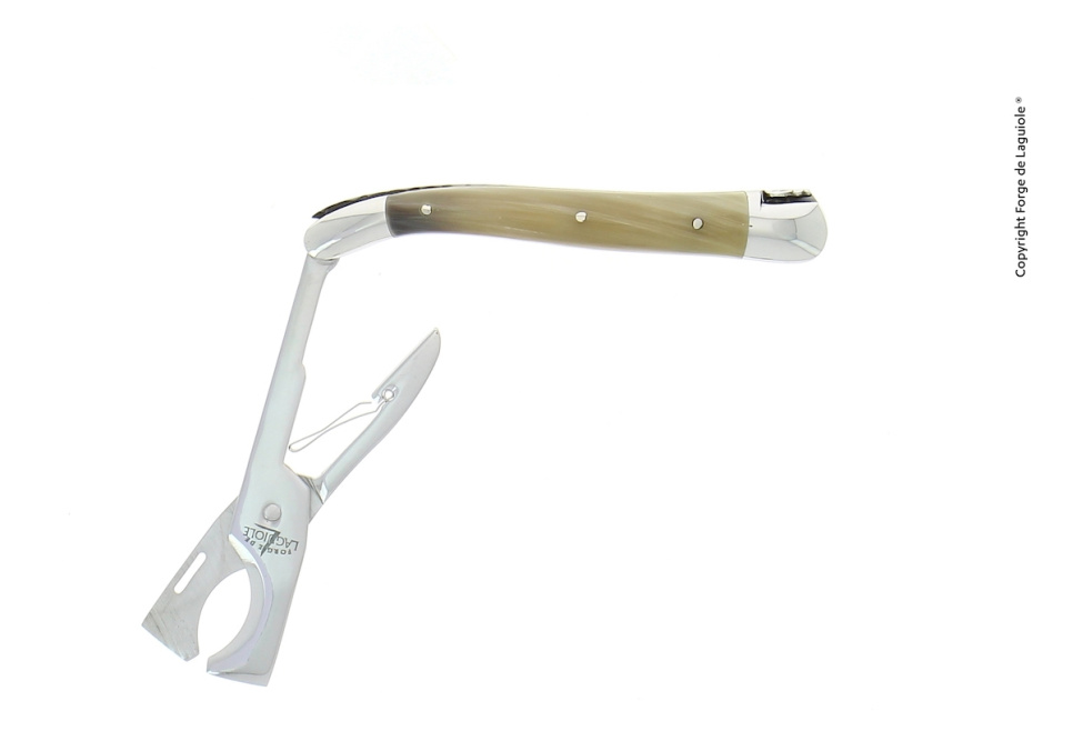 Sigarknipper, håndtak av lyst horn, polert - Forge de Laguiole i gruppen Borddekking / Annet til Borddekking og Servering / Spesielle artikler hos The Kitchen Lab (1446-32873)