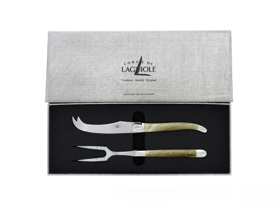 Ostesett, Håndtak i lyst horn, polert, Tradition - Forge de Laguiole