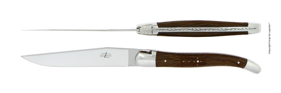 To kniver, skaft av forsteinet eik, polert, Tradition - Forge de Laguiole i gruppen Borddekking / Bestikk / Kniver hos The Kitchen Lab (1446-32892)