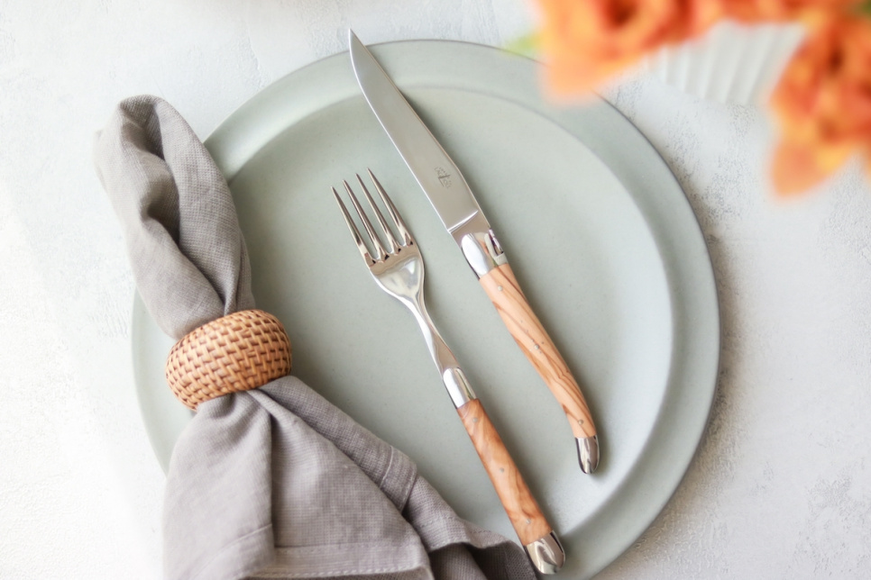 Seks gafler, håndtak i oliventre, polert, Tradition - Forge de Laguiole