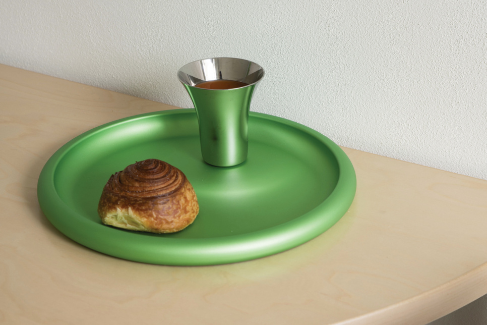 Serveringsfat i anodisert aluminium, Discolo – Alessi – Grønn