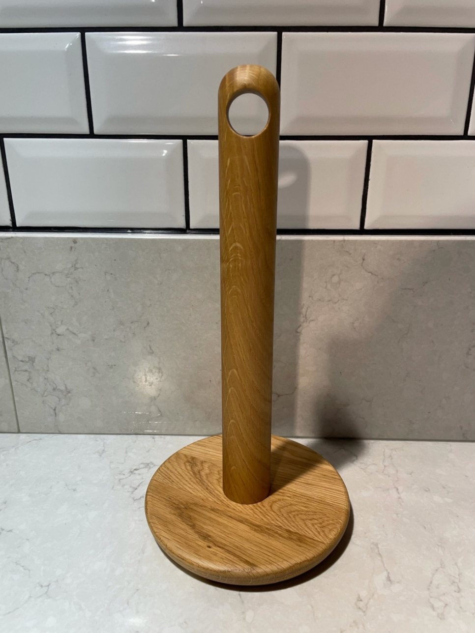 Tørkepapirholder, Lakkert eik - Breka