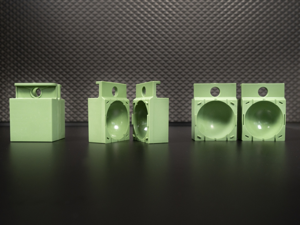 Formsett med 16 silikonformer, ø7,5 cm Sphere for Alinia Klarismaskine - 100 % Chef Formsett med 16 silikonformer, ø7,5 cm Sphere for Alinia Klarismaskine - 100 % Chef