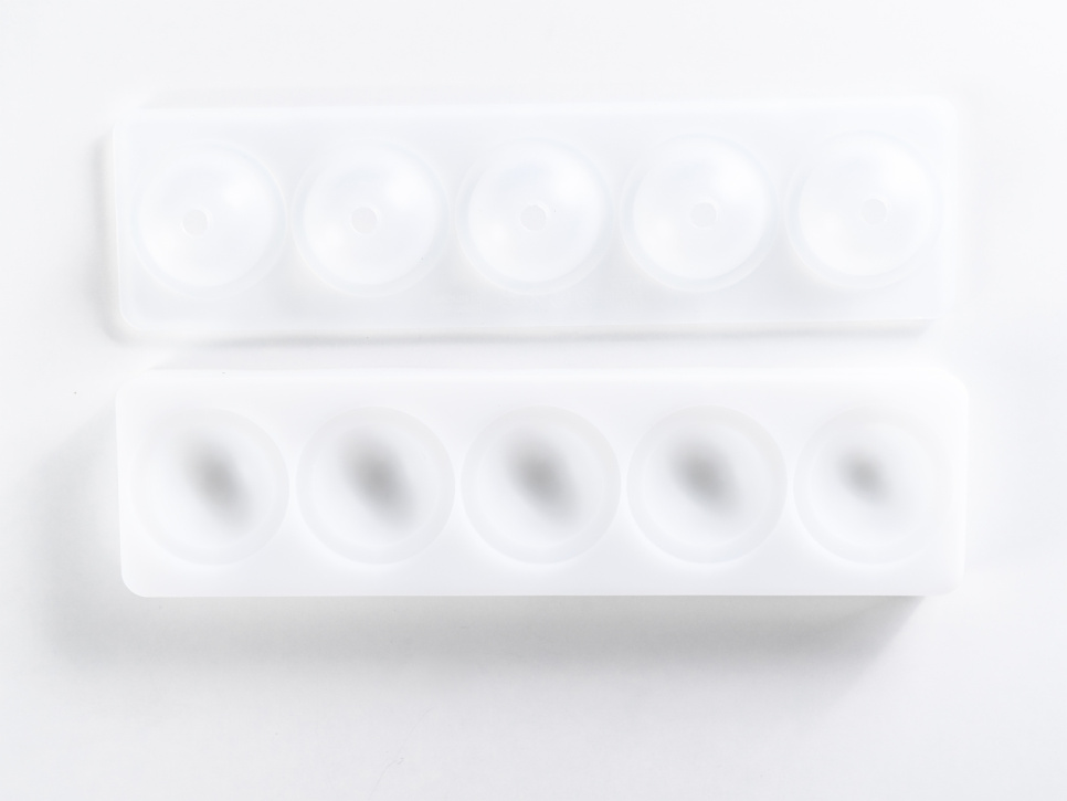 Silikonform for dekorasjon, Sphere M - 100% Chef Silikonform for dekorasjon, Sphere M - 100% Chef