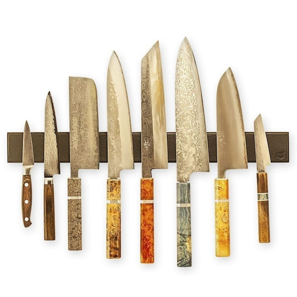 Knivlist i svart skinn, svart eik - Piotr The Bear Knivlist i svart skinn, svart eik - Piotr The Bear