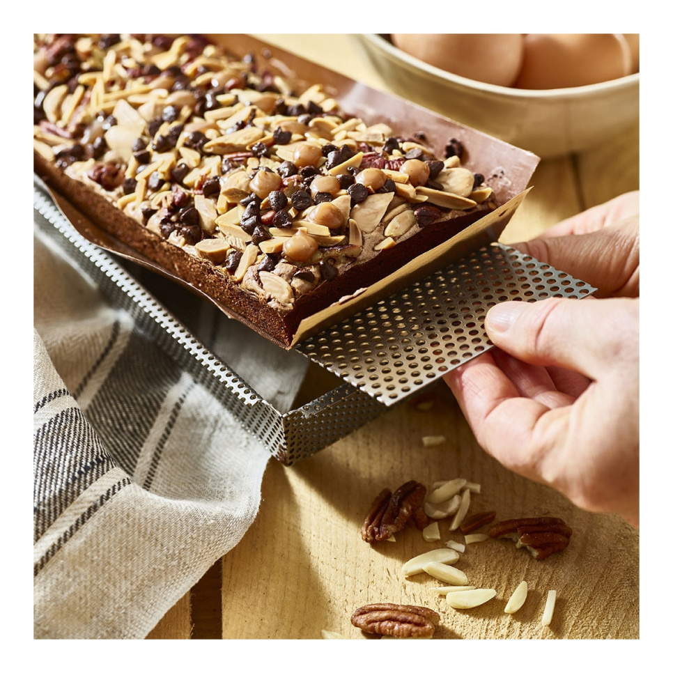 Perforert avlang bakform, 35 x 10,5 cm - de Buyer Perforert avlang bakform, 35 x 10,5 cm - de Buyer