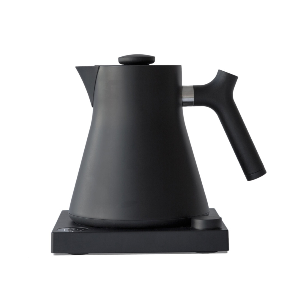 Vannkoker, Kettle Corvo EKG Black 0,9L - Fellow i gruppen Kjøkkenapparater. / Varme & Koke / Vannkoker hos The Kitchen Lab (1638-26325)