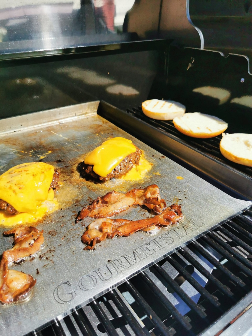 Pizzastål med kant (stekebord) - Gourmetstål Pizzastål med kant (stekebord) - Gourmetstål