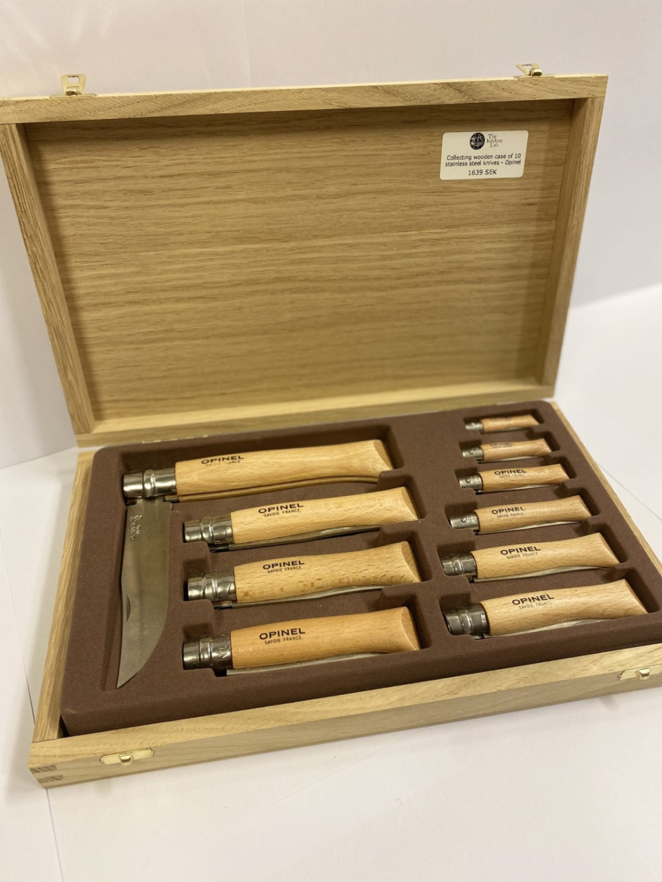 Kniver i oppsamlingsboks, rustfritt stål, 10 stk. - Opinel