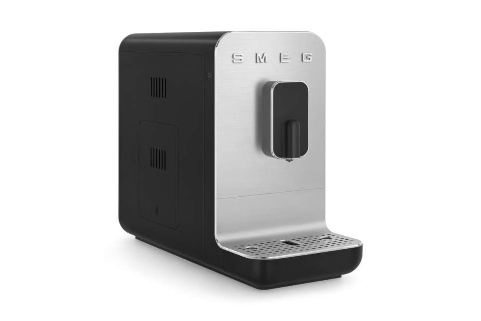 Helautomatisk espressomaskin, svart - Smeg i gruppen Te og kaffe / Brygg kaffe / Espressomaskin hos The Kitchen Lab (1984-24936)