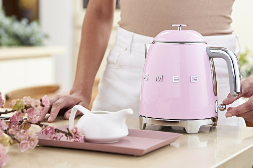 Vannkoker, 0,8 L, Rosa - Smeg