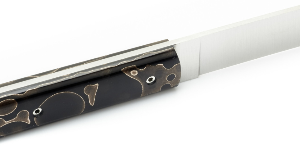 Kjøttkniv 9.47, håndlaget med håndtak i POM - Perceval Kjøttkniv 9.47, håndlaget med håndtak i POM - Perceval