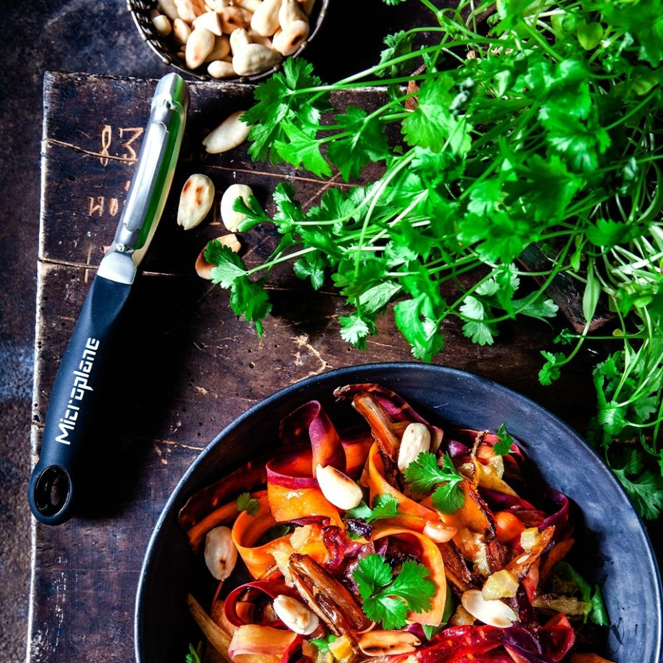 Profesjonell skreller - Microplane Profesjonell skreller - Microplane