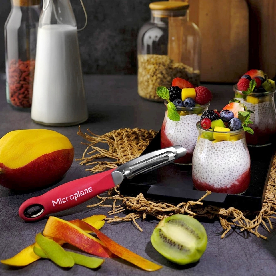 Serrated Peeler - Microplane Serrated Peeler - Microplane