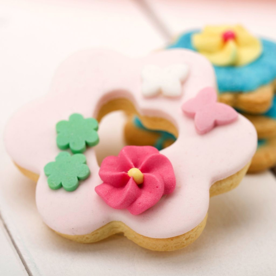 Pepperkakeform, Blomst med hjerte, 6,5 cm - Westmark Pepperkakeform, Blomst med hjerte, 6,5 cm - Westmark