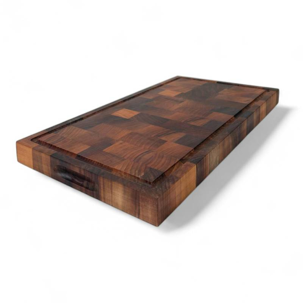 Gavl i valnøtt med håndtak og takrenne, 450x250x40mm - AT-Line i gruppen Matlaging / Kjøkkenutstyr / Skjærebrett hos The Kitchen Lab (2212-30858)