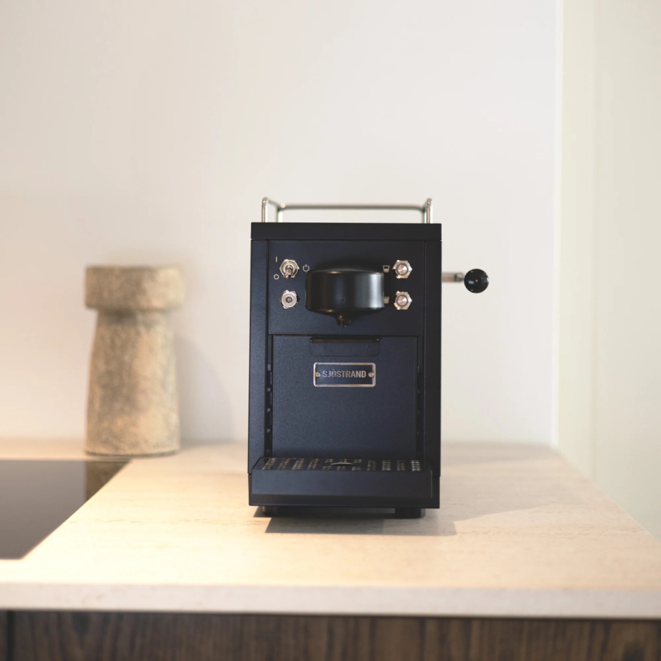 Kapselmaskin, The Original Espresso Capsule Machine, Svart - Sjöstrand Kapselmaskin, The Original Espresso Capsule Machine, Svart - Sjöstrand