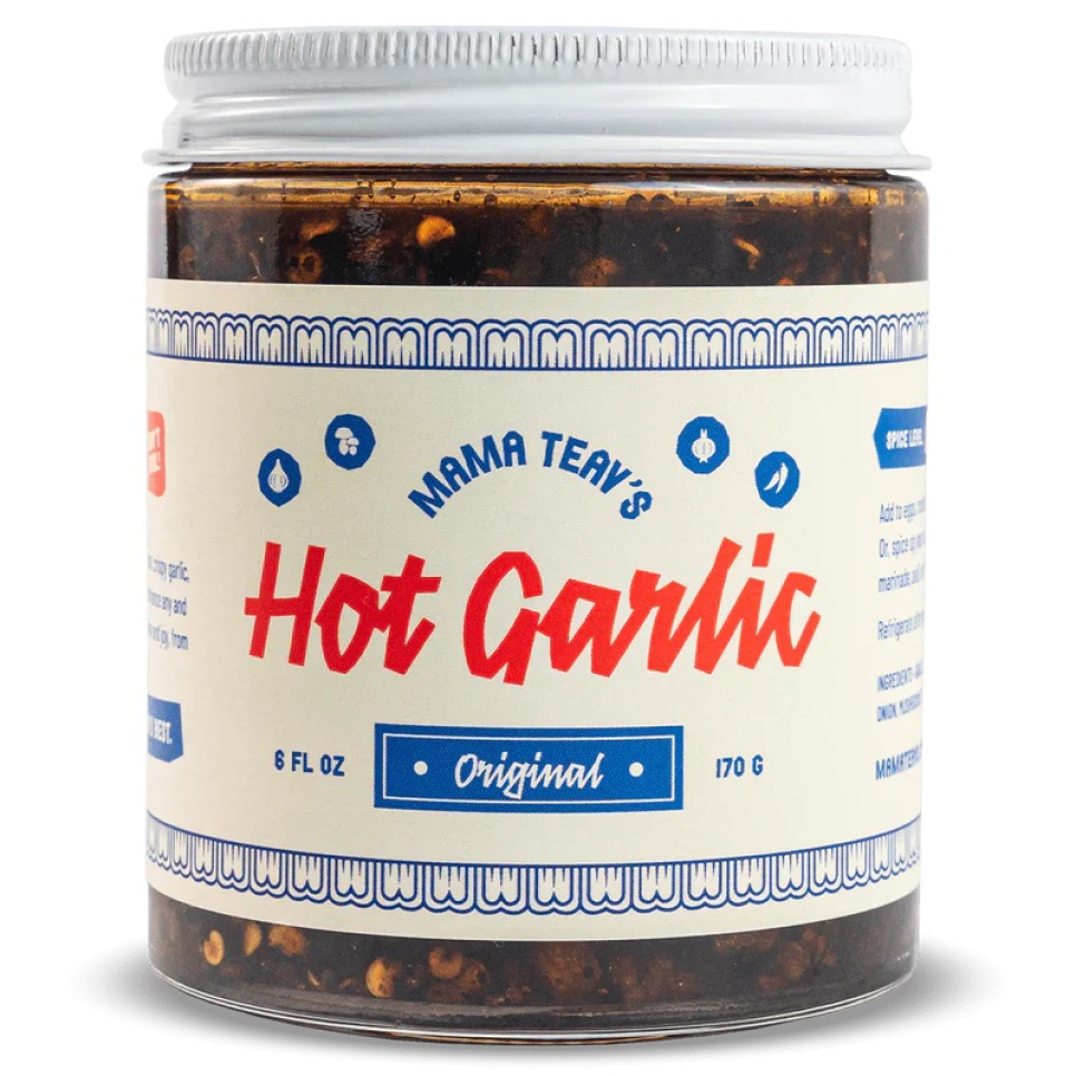 Mama Teav\'s Hot Garlic Chili Crisp, 170 g i gruppen Matlaging / Kolonial hos The Kitchen Lab (2253-33057)