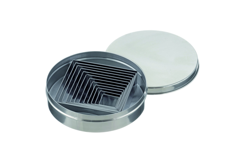 Firkantede utstikkere, sett med 9 deler - Schneider i gruppen Baking / Bakeredskaper / Kuttere og former hos The Kitchen Lab (2254-33776)