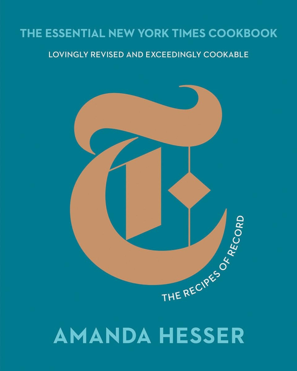 The Essential New York Times Cookbook - Amanda Hesser i gruppen Matlaging / Kokebøker / Nasjonale og regionale retter / USA hos The Kitchen Lab (2304-36073)